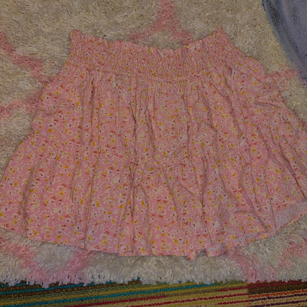 Pink wild flower and daisy fit and flow skirt